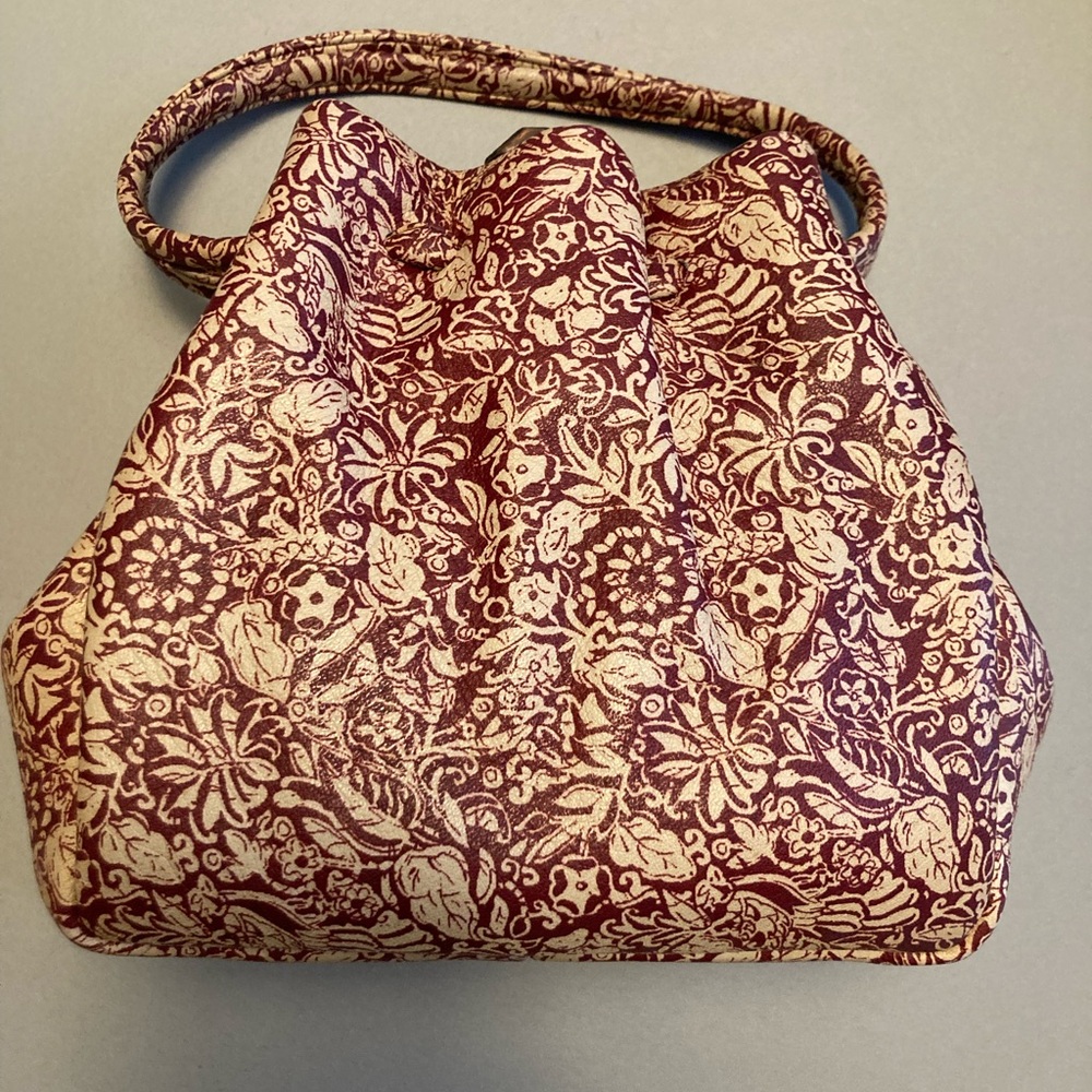 Vintage dead-stock Japanese Leather Floral Patterned Gamaguchi Bag